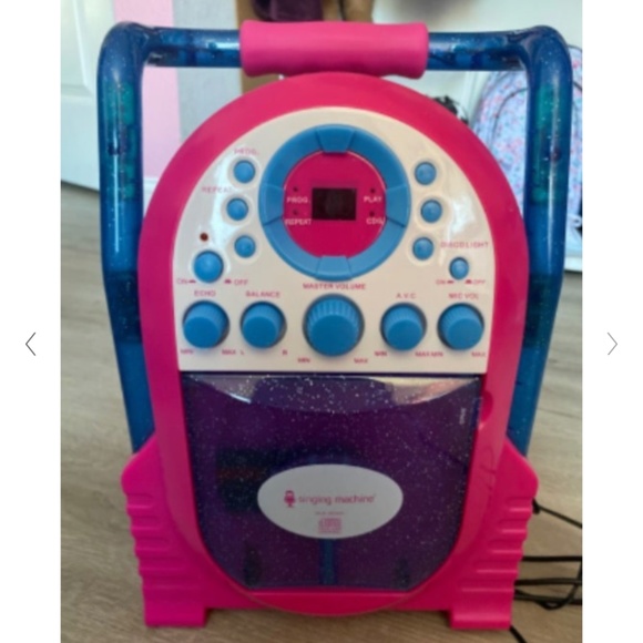 Karaoke Machine - Picture 1 of 4